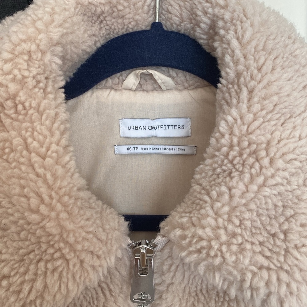 Teddy Jacket - Picture 2 of 6
